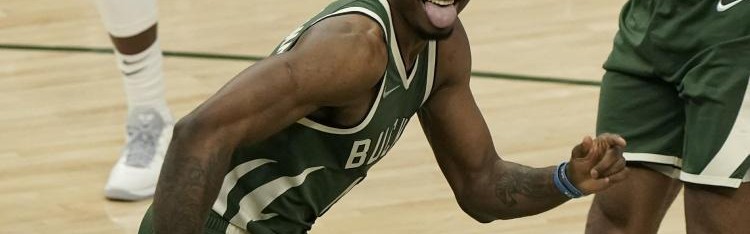 兄弟篮球！字母哥哥萨纳西斯自宣重返雄鹿